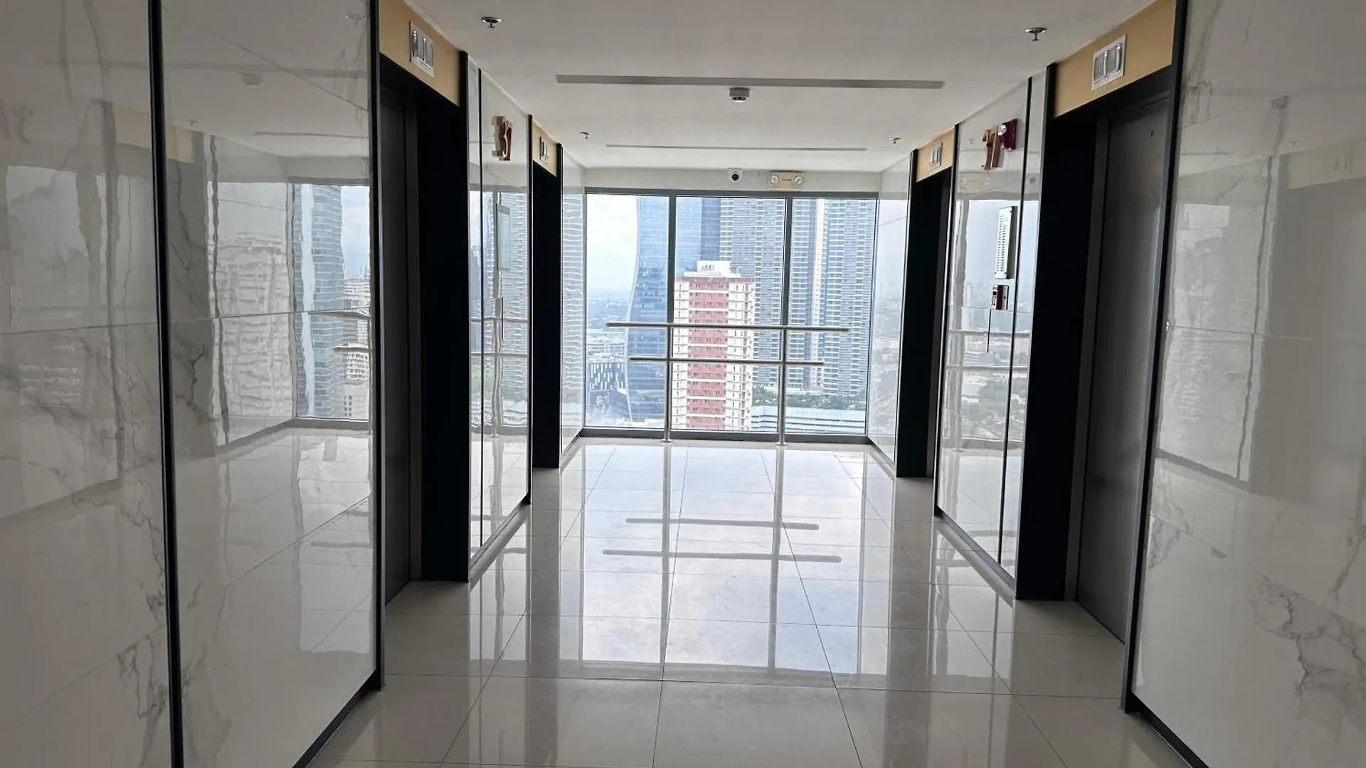 Cairong Inn Condominium Pool Tv With Netflix Fame Residences Mandaluyong Philippines
