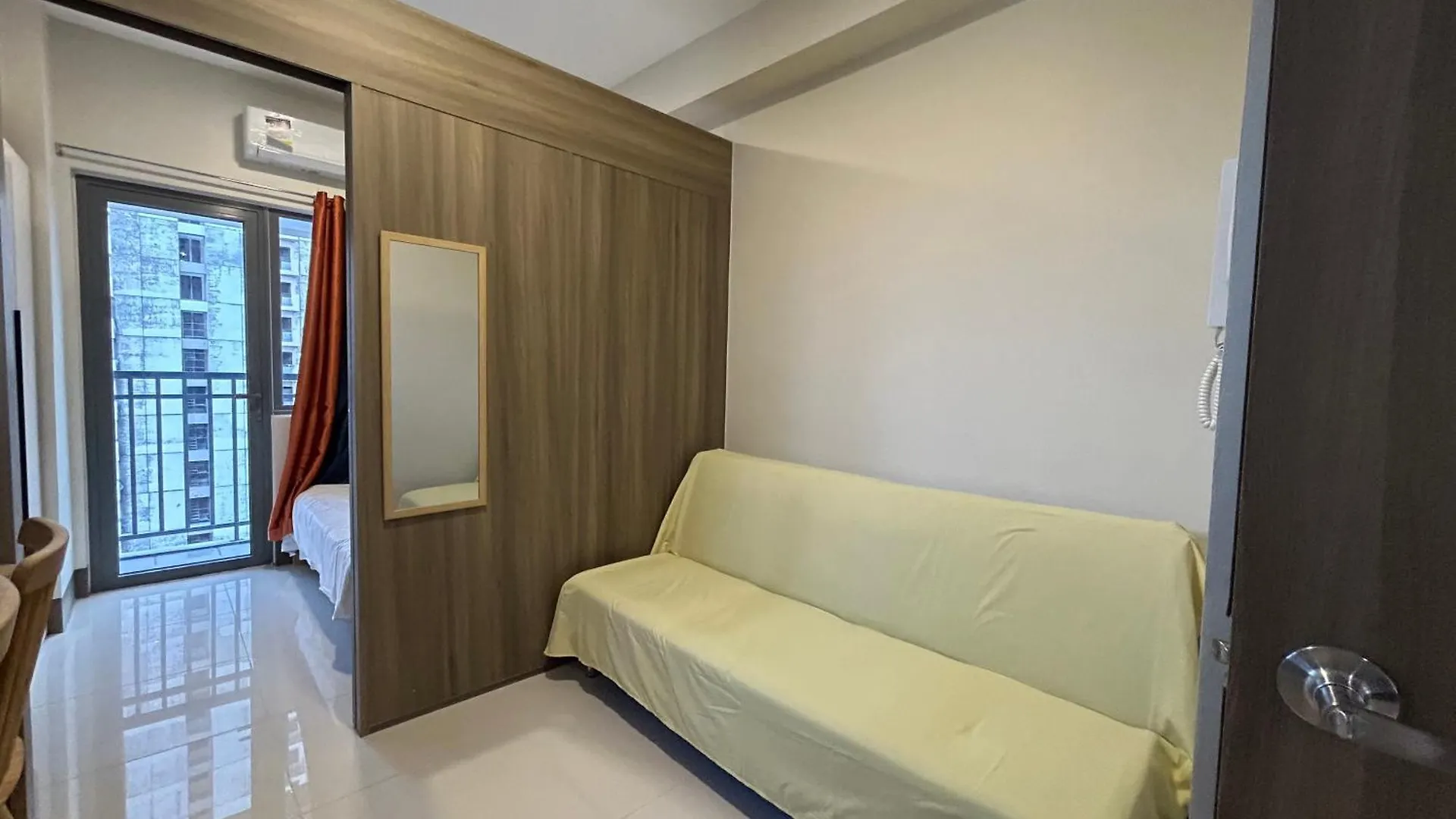 Cairong Inn Condominium Pool Tv With Netflix Fame Residences Mandaluyong Aparthotel