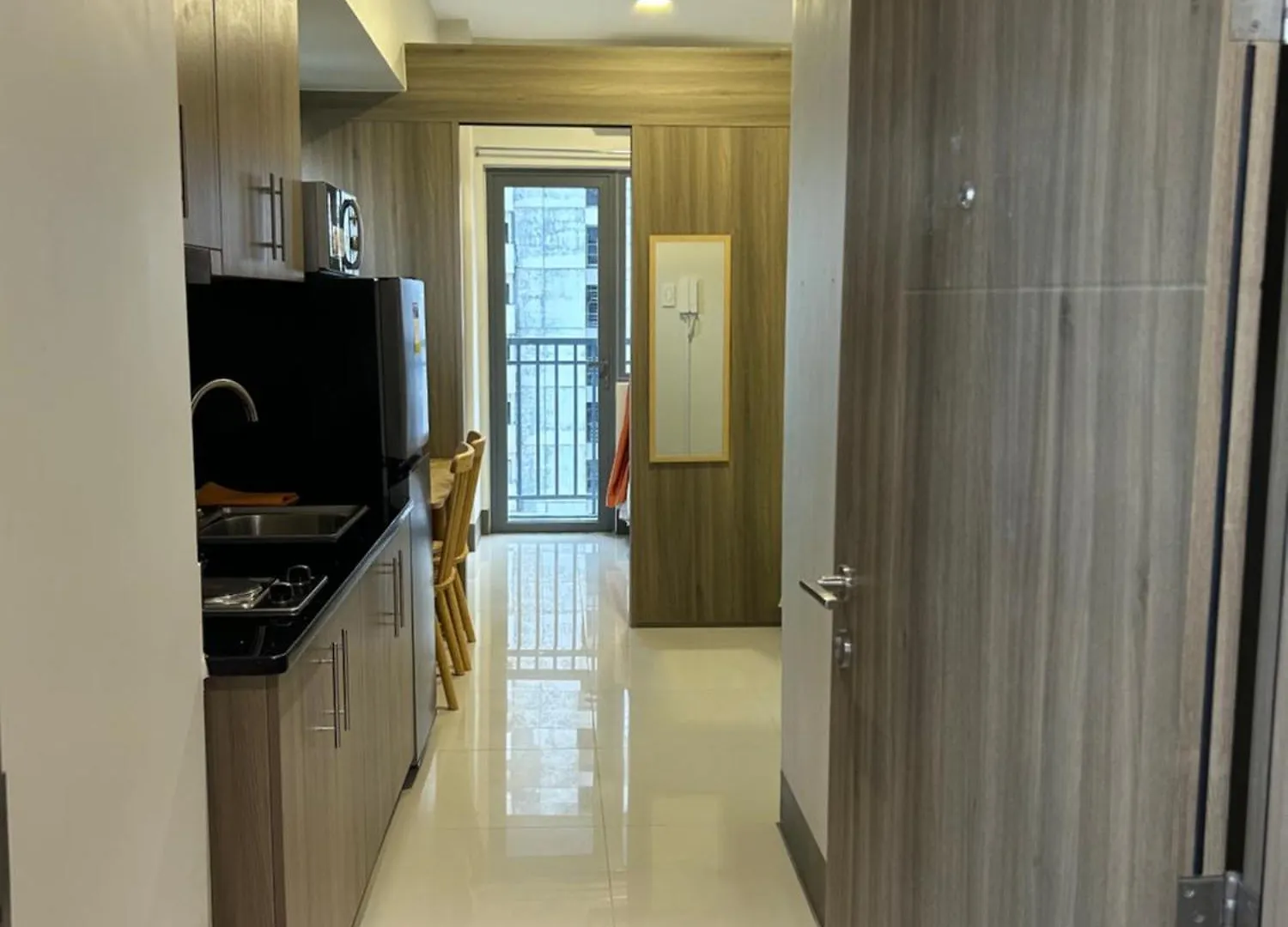 Cairong Inn Condominium Pool Tv With Netflix Fame Residences Mandaluyong