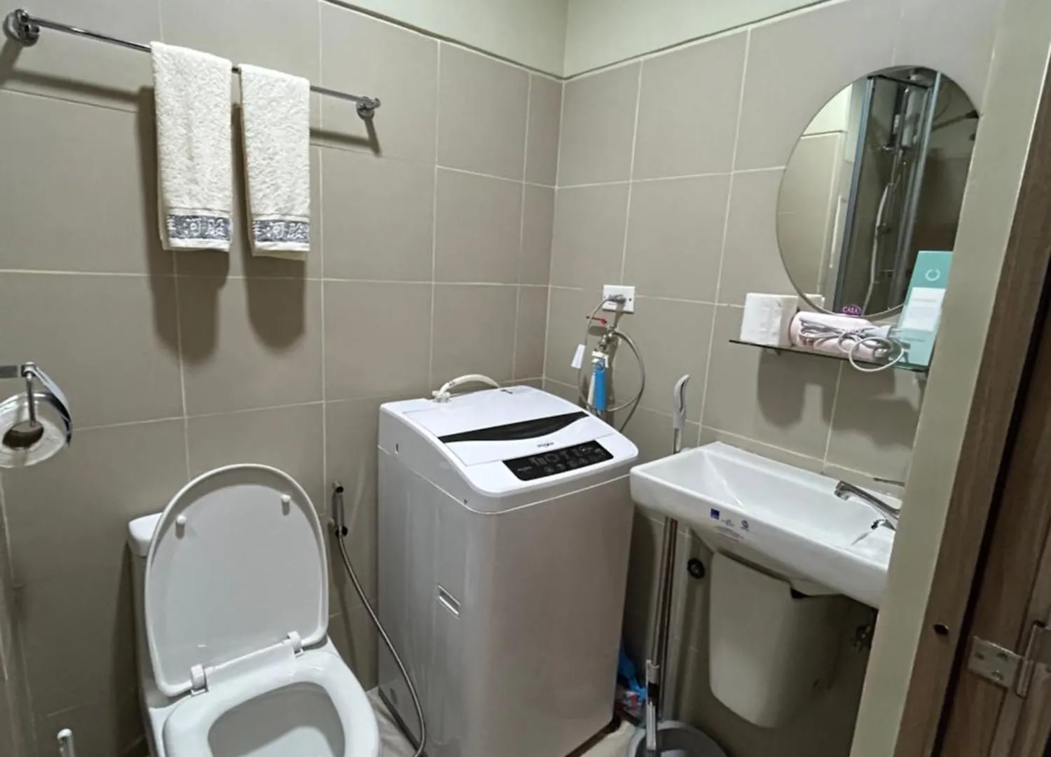 Cairong Inn Condominium Pool Tv With Netflix Fame Residences Mandaluyong Lejlighedshotel